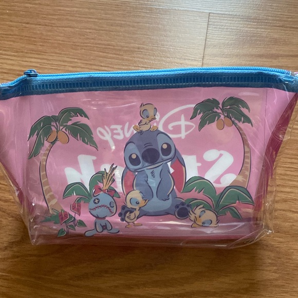 ❤️ Disney’s Lilo and Stitch Bundle NWT - Picture 2 of 16